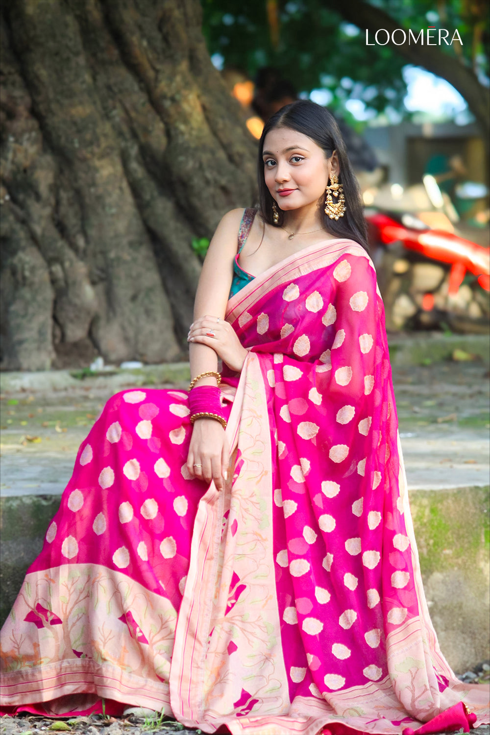 Magenta Pink Saree with Jacquard Butta Design