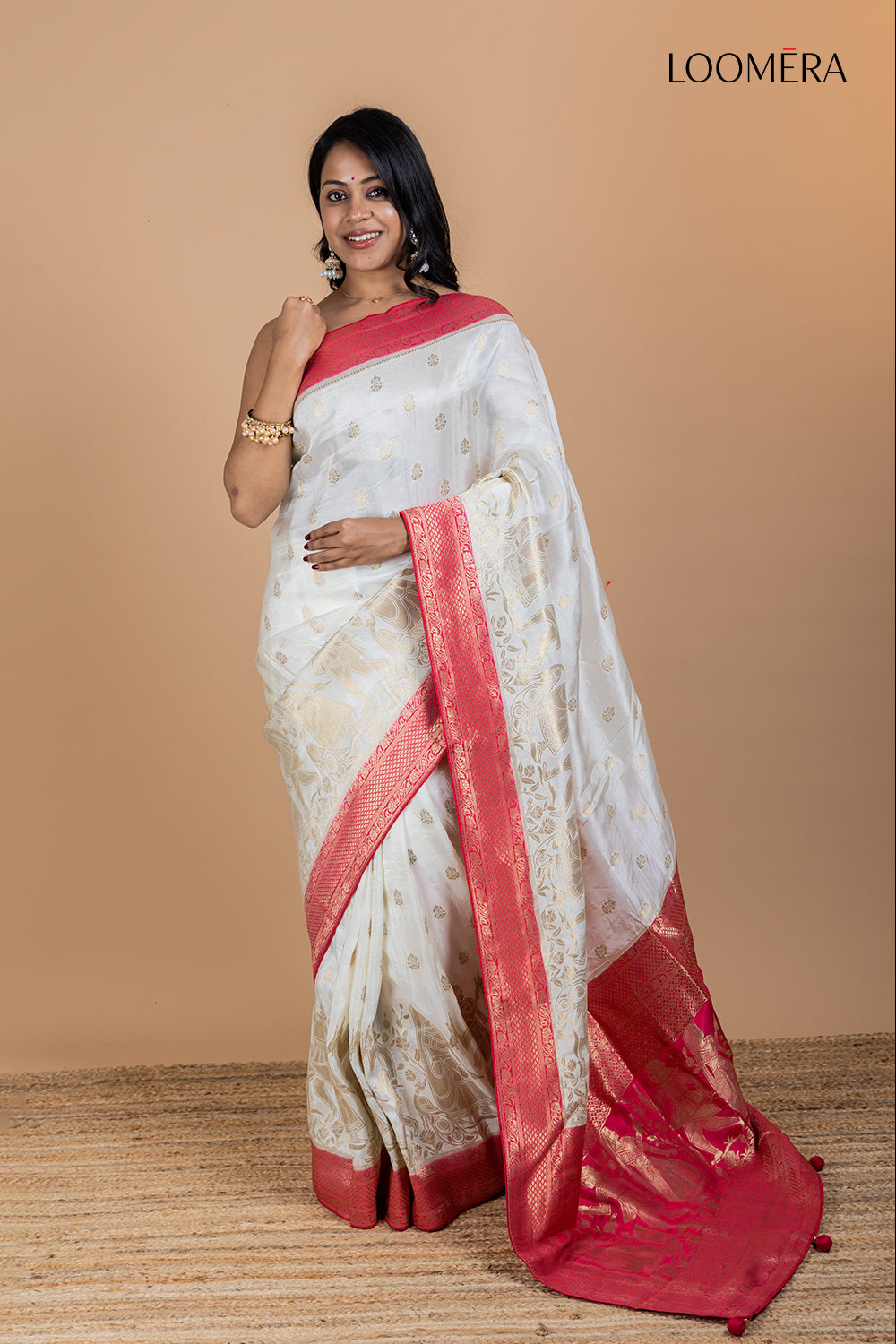 Dola Silk Saree with Zari Border