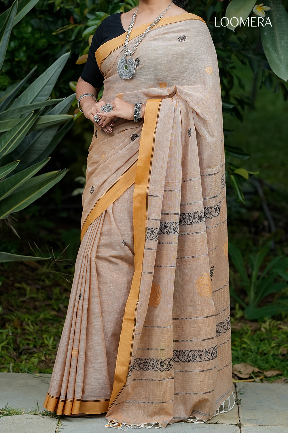 Light Peach Handloom Saree