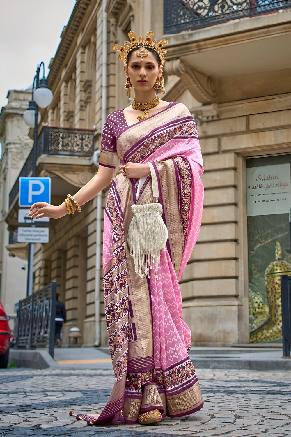 Pink Patola Print Viscose Silk Saree